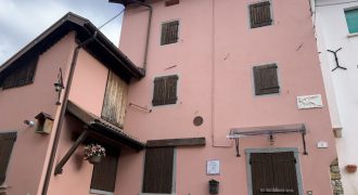 Schiera di testa Tambre