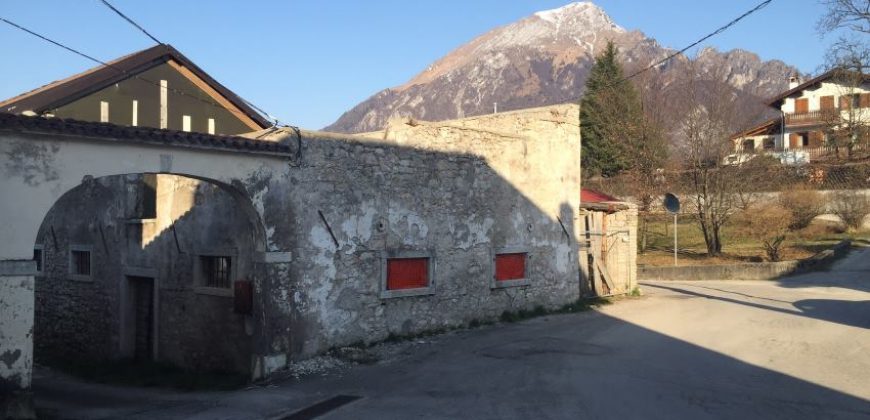 Rustico-Casolare-Cascina Ponte nelle Alpi